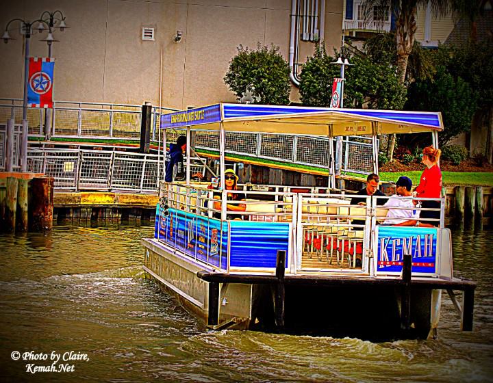 http://www.kemah.net/ferrybw.jpg